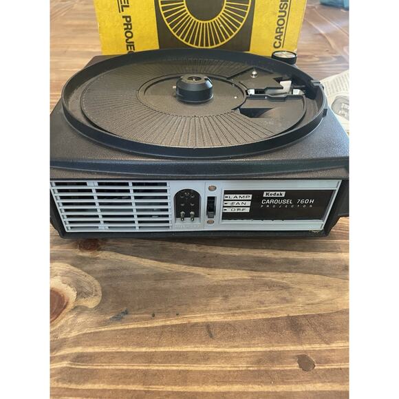 Kodak Carousel 760H Slide Projector w/ Remote, Stack Loader, Box & Manual - Picture 8 of 9